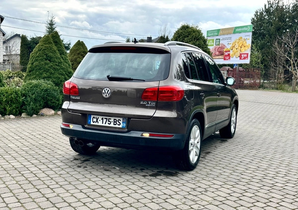 Volkswagen Tiguan cena 39900 przebieg: 172555, rok produkcji 2012 z Ostrołęka małe 106